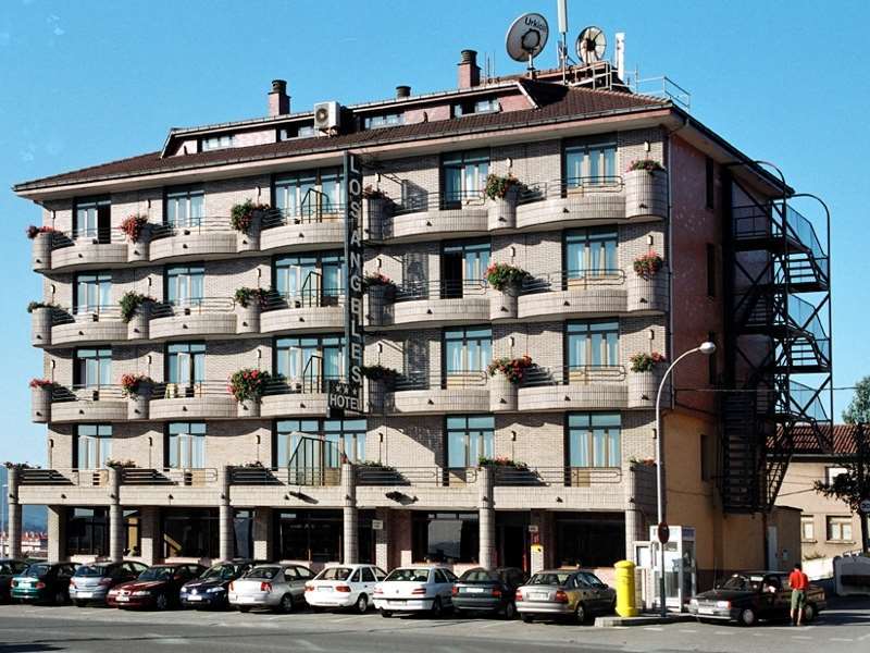Hotel Los Angeles Guarnizo Eksteriør billede