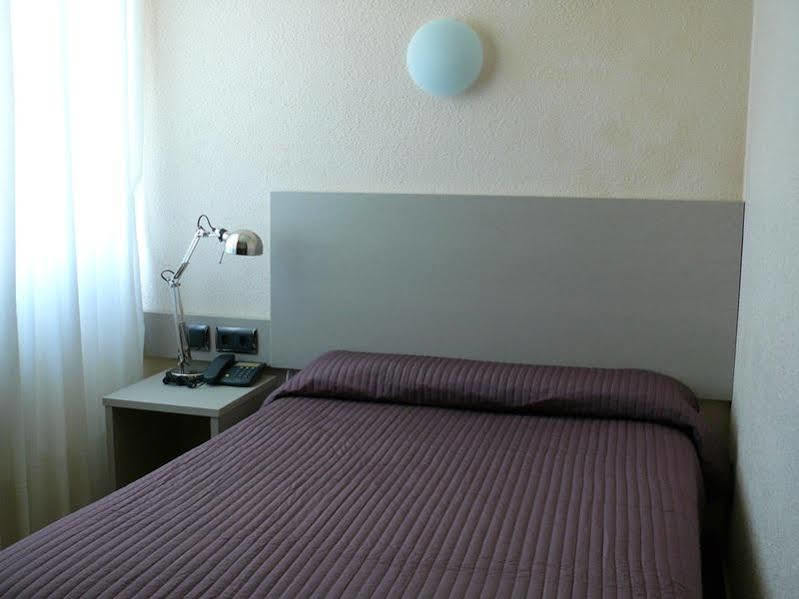 Hotel Los Angeles Guarnizo Eksteriør billede