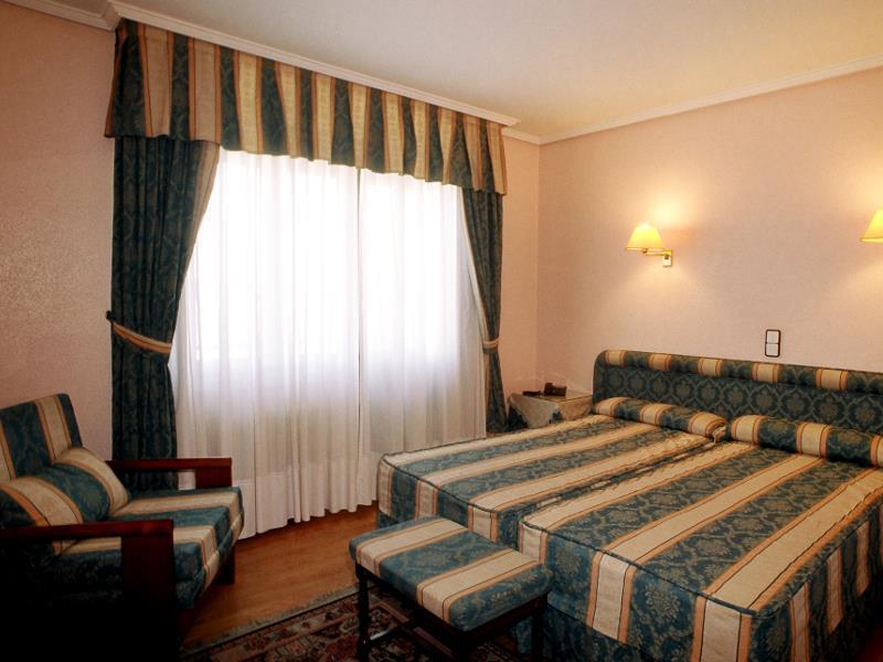 Hotel Los Angeles Guarnizo Værelse billede